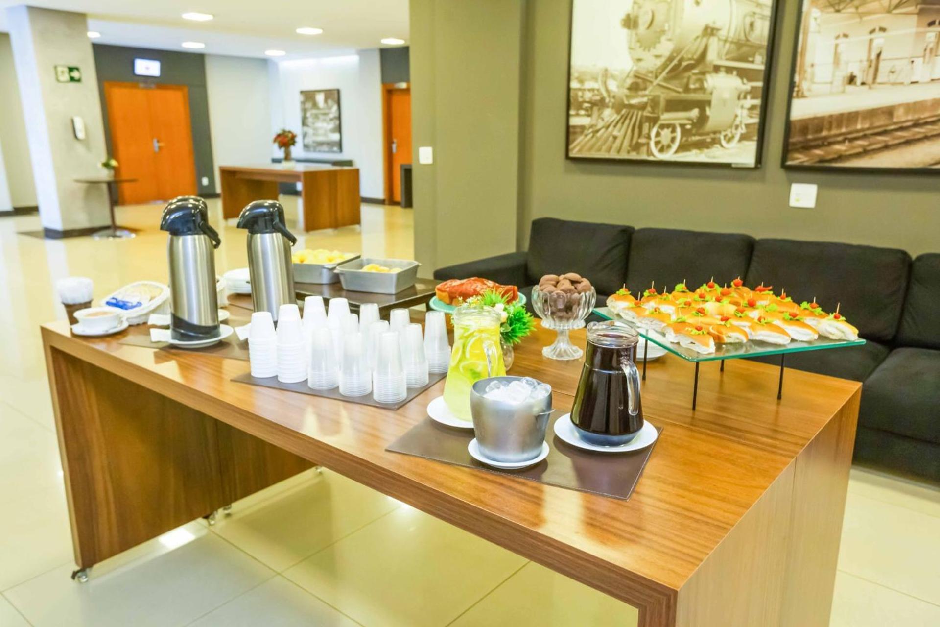 Quality Hotel Jundiai Bagian luar foto